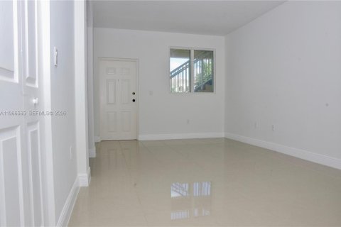 Condominio en alquiler en Homestead, Florida, 3 dormitorios, 98.48 m2 № 2028237 - foto 2