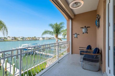Townhouse in Clearwater, Florida 3 bedrooms, 310.29 sq.m. № 1782922 - photo 23