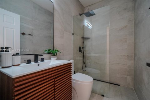 Купить таунхаус в Майами, Флорида 3 спальни, 134.89м2, № 2006728 - фото 23