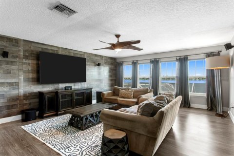 Villa ou maison à vendre à Apollo Beach, Floride: 4 chambres, 301.84 m2 № 2345466 - photo 26