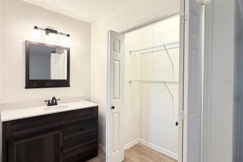 Villa ou maison à louer à Ocala, Floride: 2 chambres, 97.83 m2 № 2106920 - photo 17