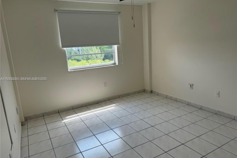 Купить кондоминиум в Майами, Флорида 2 спальни, 94.76м2, № 1982196 - фото 9