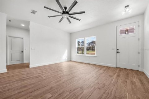 Casa en alquiler en Bronson, Florida, 3 dormitorios, 148.55 m2 № 1919300 - foto 12