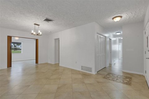 Villa ou maison à vendre à Sarasota, Floride: 3 chambres, 199.37 m2 № 1915509 - photo 10