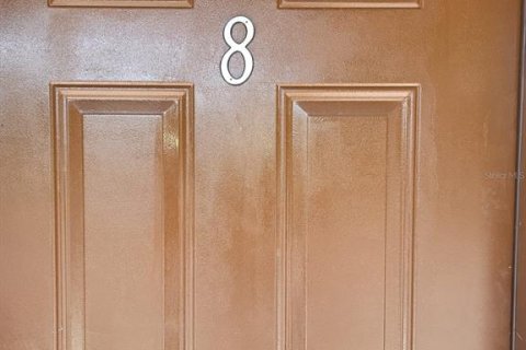 Снять в аренду квартиру в Дейтона-Бич, Флорида 4 комнаты, 83.61м2, № 2204930 - фото 2
