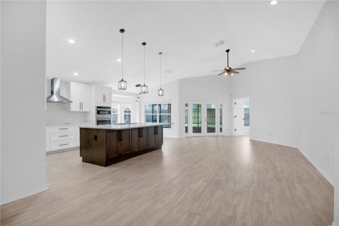 Villa ou maison à vendre à Orlando, Floride: 3 chambres, 148.46 m2 № 2200429 - photo 4