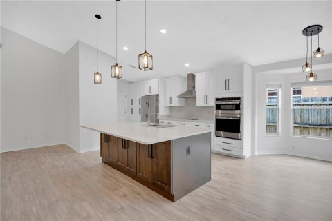 Villa ou maison à vendre à Orlando, Floride: 3 chambres, 148.46 m2 № 2200429 - photo 6