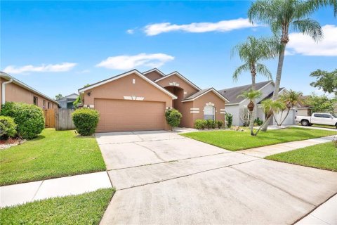 Villa ou maison à vendre à Orlando, Floride: 3 chambres, 148.46 m2 № 2200429 - photo 3