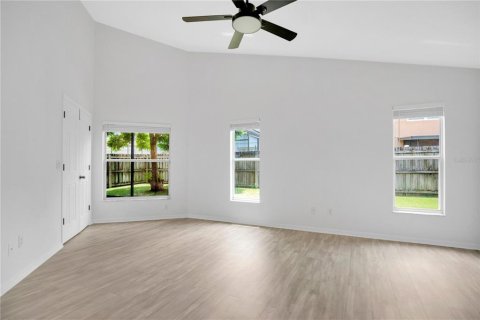Villa ou maison à vendre à Orlando, Floride: 3 chambres, 148.46 m2 № 2200429 - photo 16