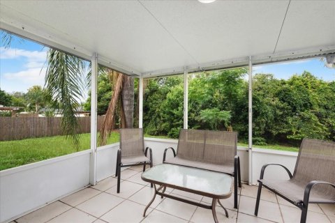 House in Deltona, Florida 3 bedrooms, 112.6 sq.m. № 1847439 - photo 29