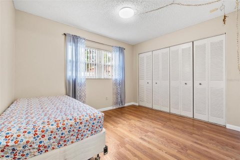 Condo in Saint Petersburg, Florida, 2 bedrooms  № 1903868 - photo 10