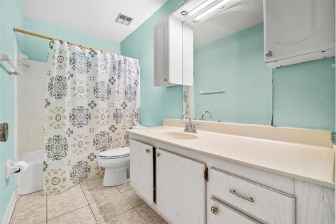 Condo in Saint Petersburg, Florida, 2 bedrooms  № 1903868 - photo 12