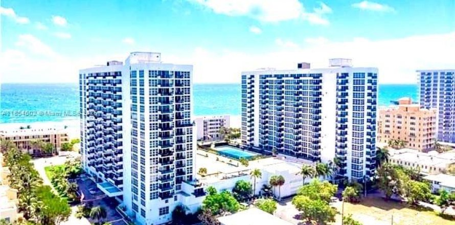 Condo à Pompano Beach, Floride, 2 chambres № 1872693