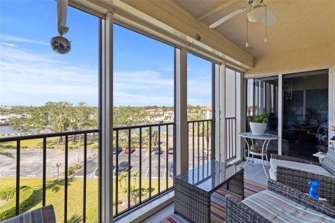 Copropriété à vendre à Clearwater, Floride: 2 chambres, 102.19 m2 № 1640652 - photo 22