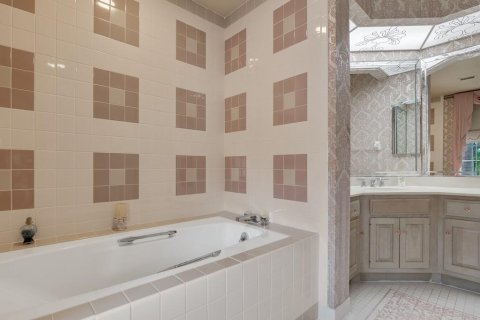 Купить кондоминиум в Виро-Бич, Флорида 6 комнат, 190.45м2, № 2081858 - фото 23