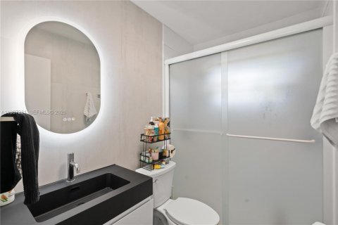 Купить виллу или дом в Халландейл-Бич, Флорида 4 спальни, 178.93м2, № 1995134 - фото 21