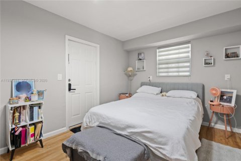 Купить виллу или дом в Халландейл-Бич, Флорида 4 спальни, 178.93м2, № 1995134 - фото 20