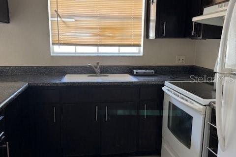 Touwnhouse à louer à Tampa, Floride: 3 chambres, 120.4 m2 № 2432616 - photo 5