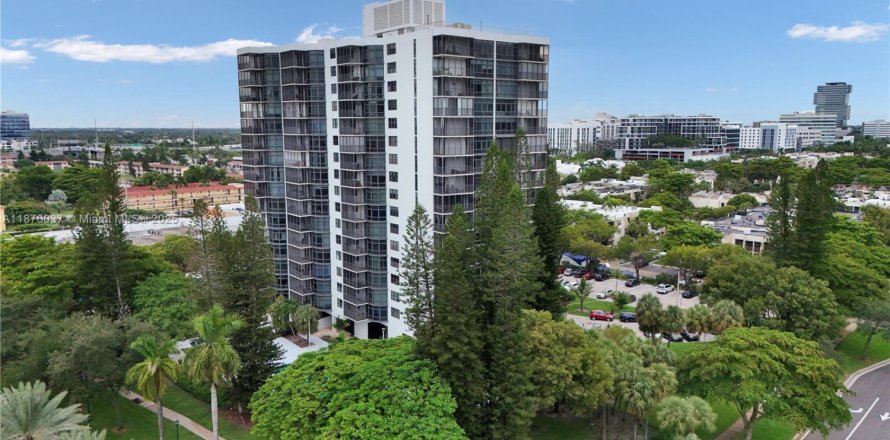 Condo in Aventura, Florida, 1 bedroom № 1921184