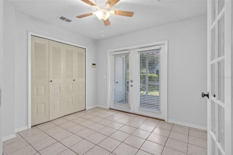 Condo in Casselberry, Florida, 3 bedrooms  № 2393850 - photo 12