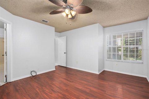 Condo in Casselberry, Florida, 3 bedrooms  № 2393850 - photo 13