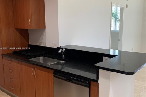 Condo in Aventura, Florida, 2 bedrooms  № 1920369 - photo 7