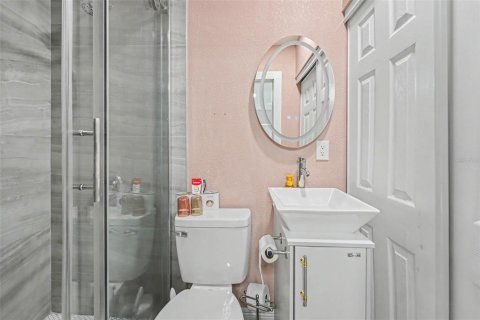 House in Tampa, Florida 3 bedrooms, 94.76 sq.m. № 2393822 - photo 21