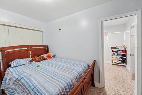 House in Tampa, Florida 3 bedrooms, 94.76 sq.m. № 2393822 - photo 18