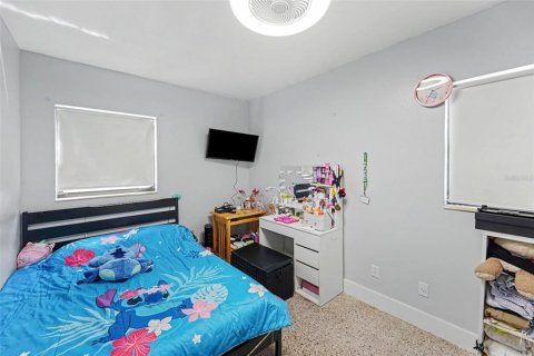 House in Tampa, Florida 3 bedrooms, 94.76 sq.m. № 2393822 - photo 16
