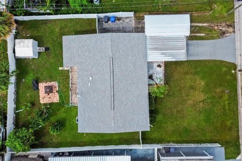 House in Tampa, Florida 3 bedrooms, 94.76 sq.m. № 2393822 - photo 29