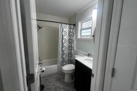 Villa ou maison à louer à Sarasota, Floride: 2 chambres, 137.5 m2 № 1590228 - photo 7