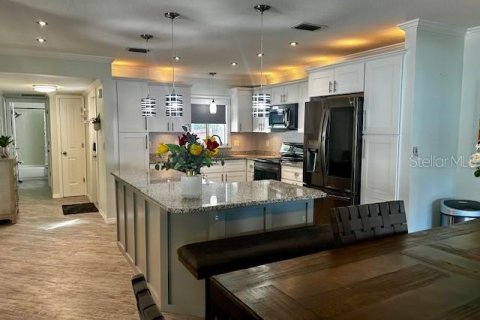 Villa ou maison à louer à Sarasota, Floride: 2 chambres, 137.5 m2 № 1590228 - photo 23