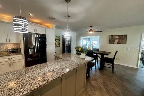 Villa ou maison à louer à Sarasota, Floride: 2 chambres, 137.5 m2 № 1590228 - photo 26