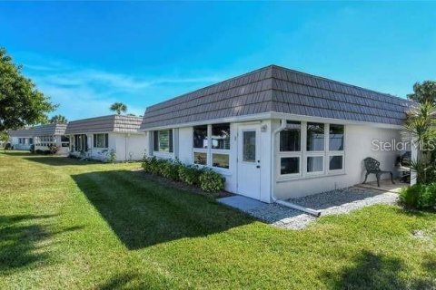 Villa ou maison à louer à Sarasota, Floride: 2 chambres, 137.5 m2 № 1590228 - photo 2
