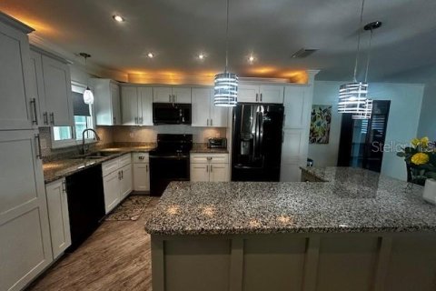 Villa ou maison à louer à Sarasota, Floride: 2 chambres, 137.5 m2 № 1590228 - photo 25
