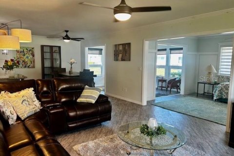 Villa ou maison à louer à Sarasota, Floride: 2 chambres, 137.5 m2 № 1590228 - photo 11