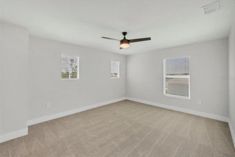 House in Venice, Florida 4 bedrooms, 180.69 sq.m. № 1656834 - photo 27
