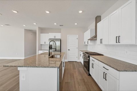 House in Venice, Florida 4 bedrooms, 180.69 sq.m. № 1656834 - photo 15