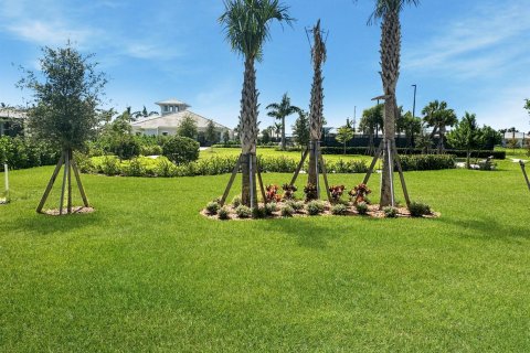House in Vero Beach, Florida 3 bedrooms, 208.01 sq.m. № 2399648 - photo 29