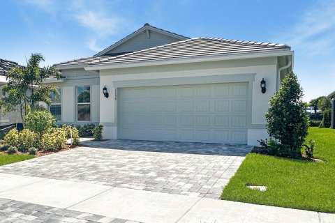 House in Vero Beach, Florida 3 bedrooms, 208.01 sq.m. № 2399648 - photo 2