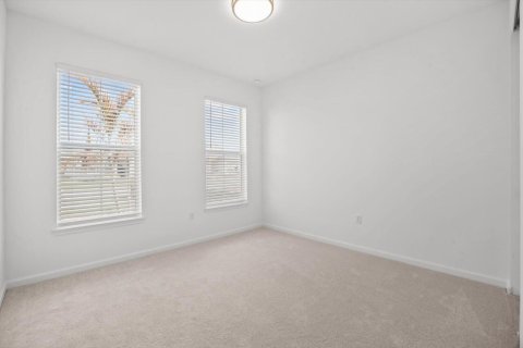 House in Vero Beach, Florida 3 bedrooms, 208.01 sq.m. № 2399648 - photo 22