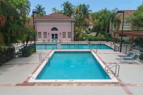 Copropriété à vendre à Hialeah, Floride: 1 chambre, 72.65 m2 № 2000074 - photo 22