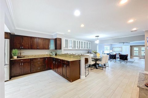 Casa en venta en Tampa, Florida, 4 dormitorios, 224.92 m2 № 1870488 - foto 20