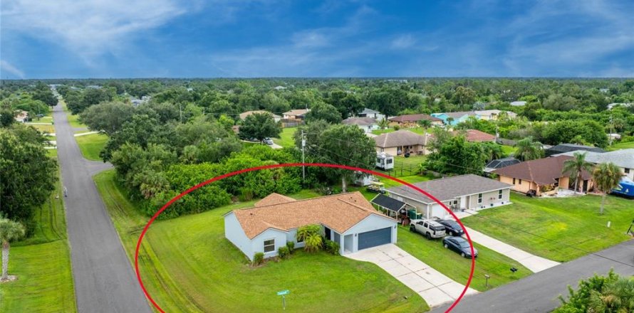 Casa en Englewood, Florida 3 dormitorios, 119.19 m2 № 1910127
