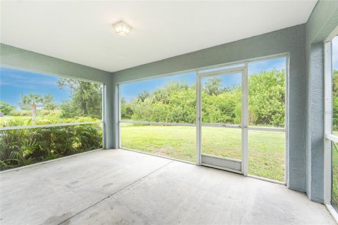 House in Englewood, Florida 3 bedrooms, 119.19 sq.m. № 1910127 - photo 3