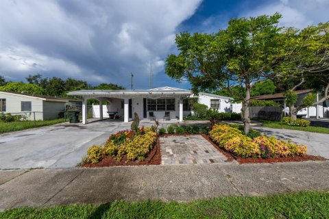 Casa en Delray Beach, Florida 4 dormitorios, 143.44 m2 № 2346247