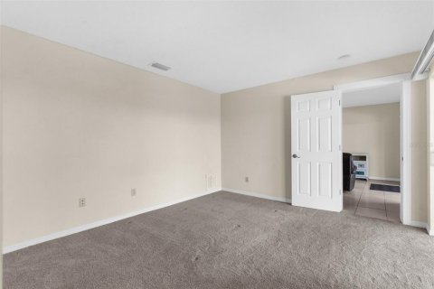 Villa ou maison à louer à New Port Richey, Floride: 4 chambres, 213.12 m2 № 1768981 - photo 20