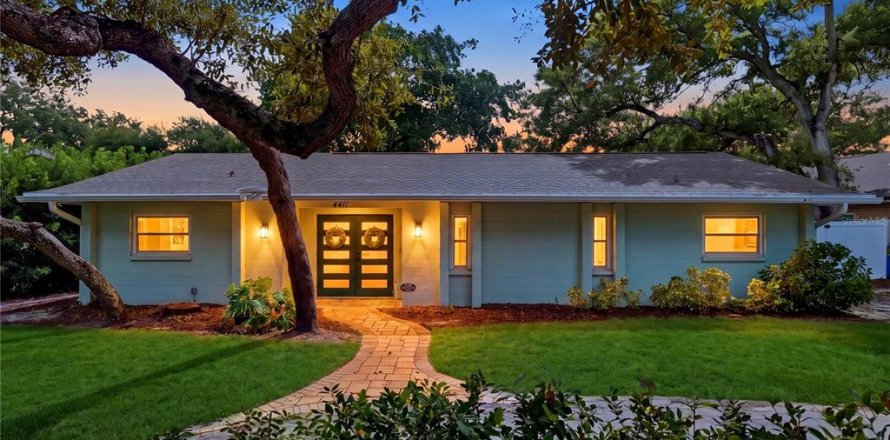 Casa en Saint Petersburg, Florida 3 dormitorios, 139.35 m2 № 2324253