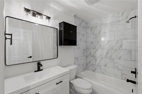 Casa en venta en Saint Petersburg, Florida, 3 dormitorios, 139.35 m2 № 2324253 - foto 16