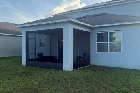 House in Davenport, Florida 4 bedrooms, 272.02 sq.m. № 1844743 - photo 5